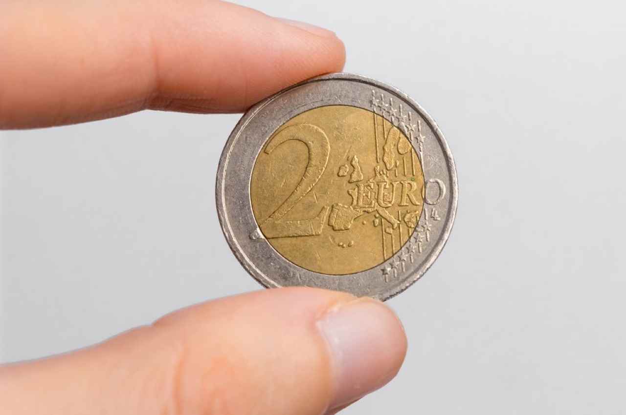 Hai ancora questi 2 euro molto particolari? Ecco quanto valgono