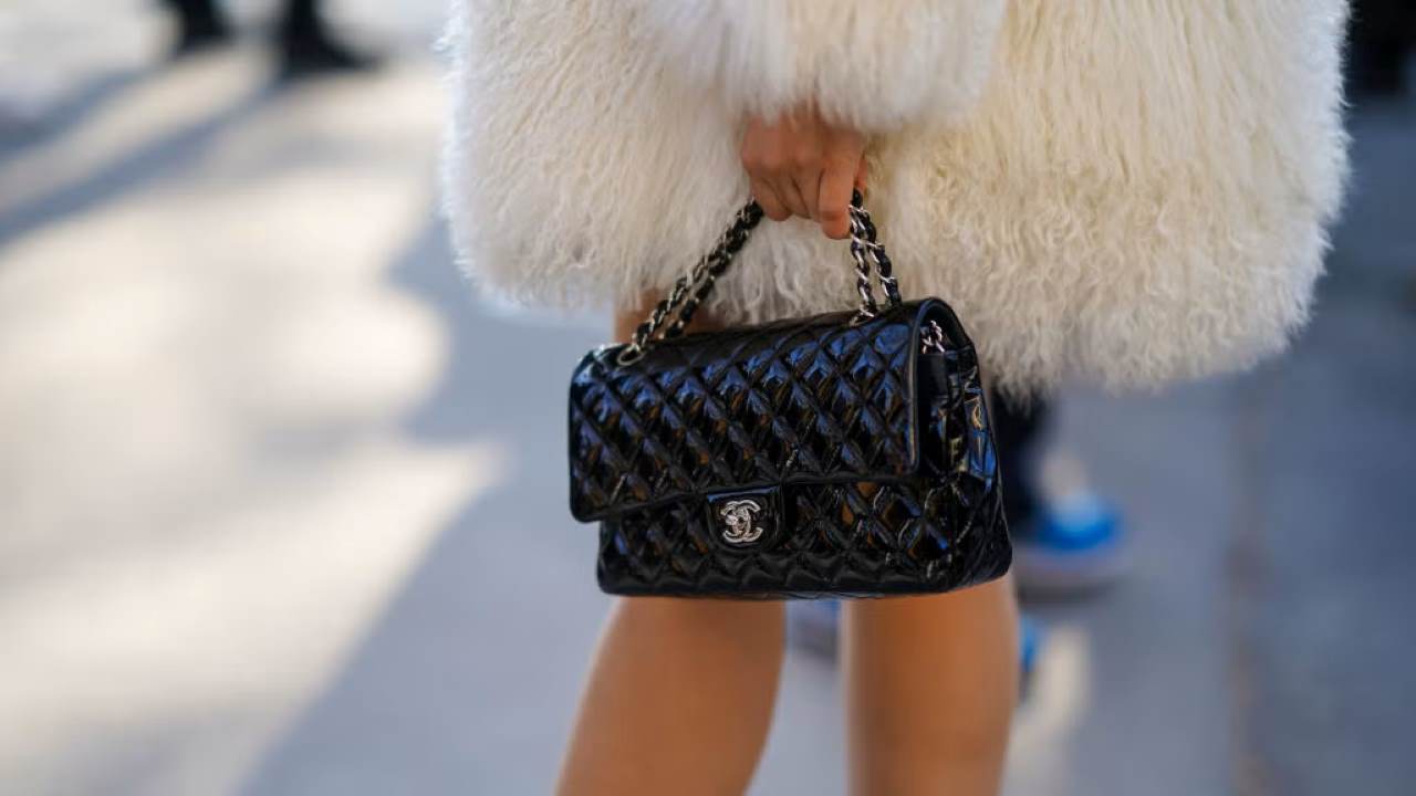 Quanto costa una borsa Chanel? La risposta lascia senza parole