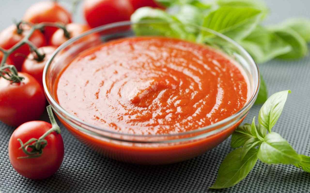 Quanto dura la passata di pomodoro? Ecco cosa dice l’esperto