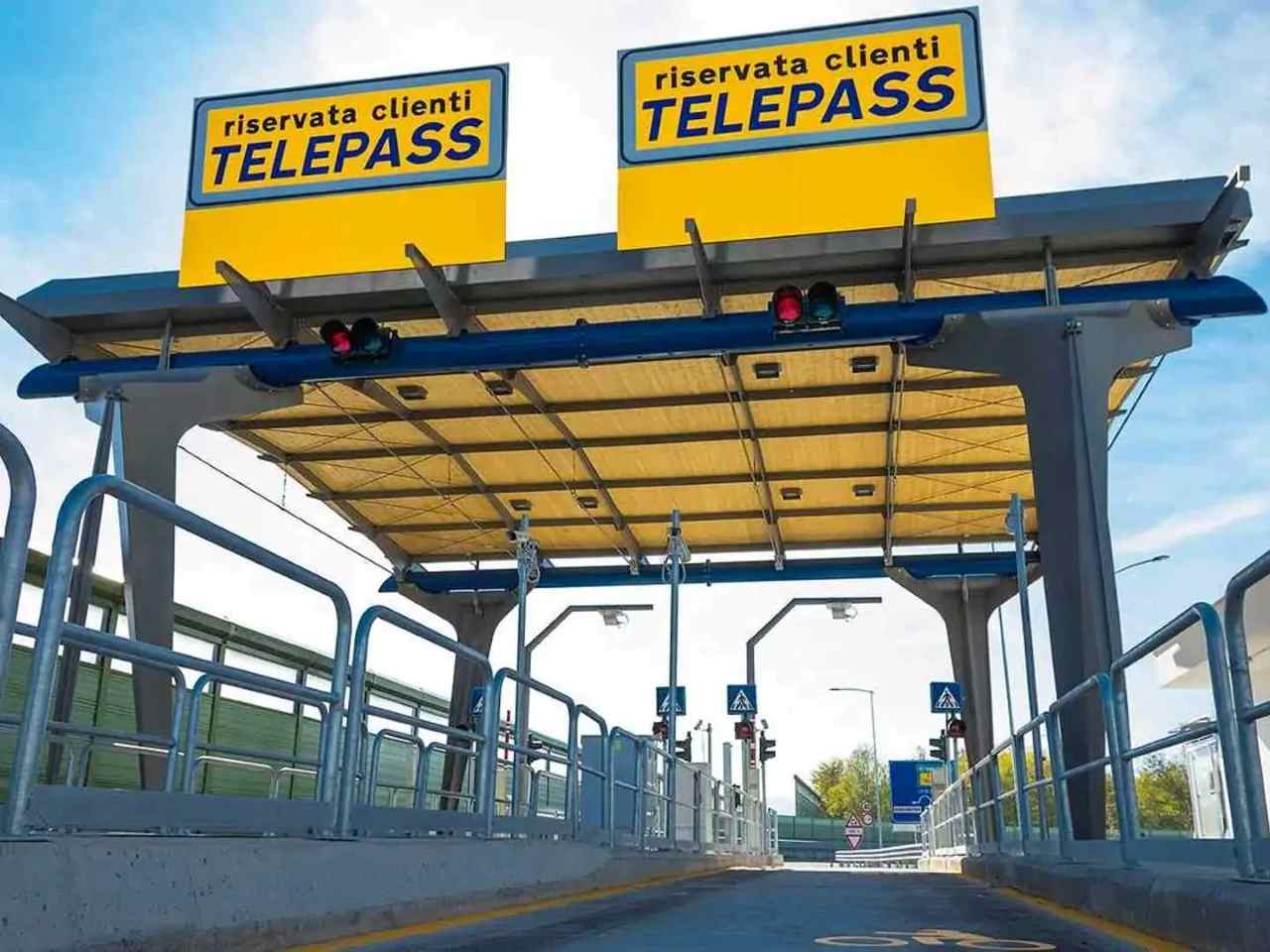 Telepass, cosa significa quando suona solo una volta: “Attenzione”